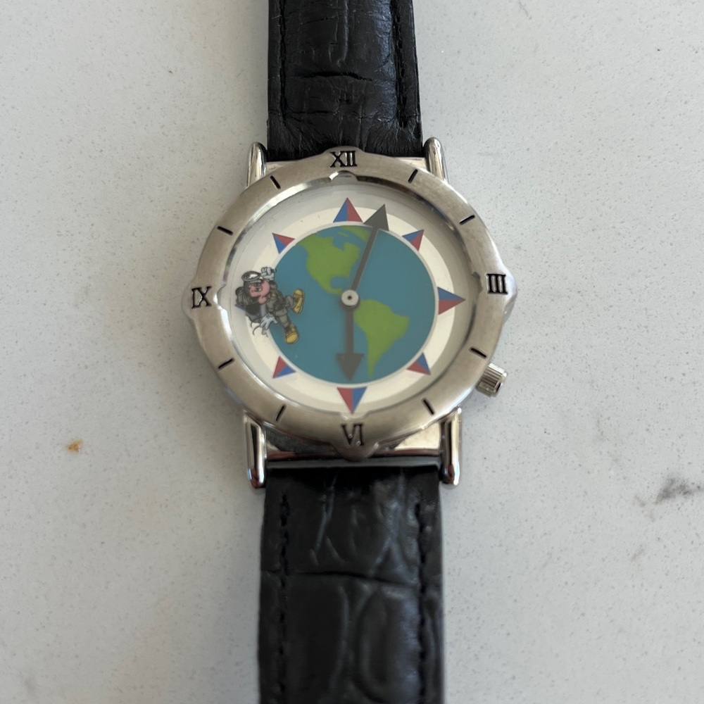 Vintage Disney Mickey World Traveler Watch - Buena Vista Home Video 1990s